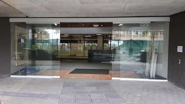 Những lợi ích tuyệt vời chỉ tìm thấy ở cửa tự động 