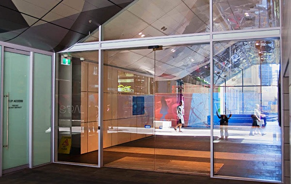 Những lợi ích tuyệt vời chỉ tìm thấy ở cửa tự động 